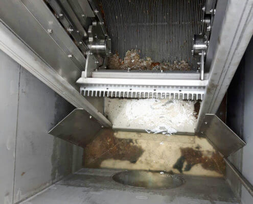 Harkenumlaufrechen Boomerang Rechen IFAT Abwasserreinigung Kläranlagen Grobrechen Freinrechen Klärwerk Rechengutwaschpresse Rechengutpresse Rechen Presse mechanische Abwasserreinigung